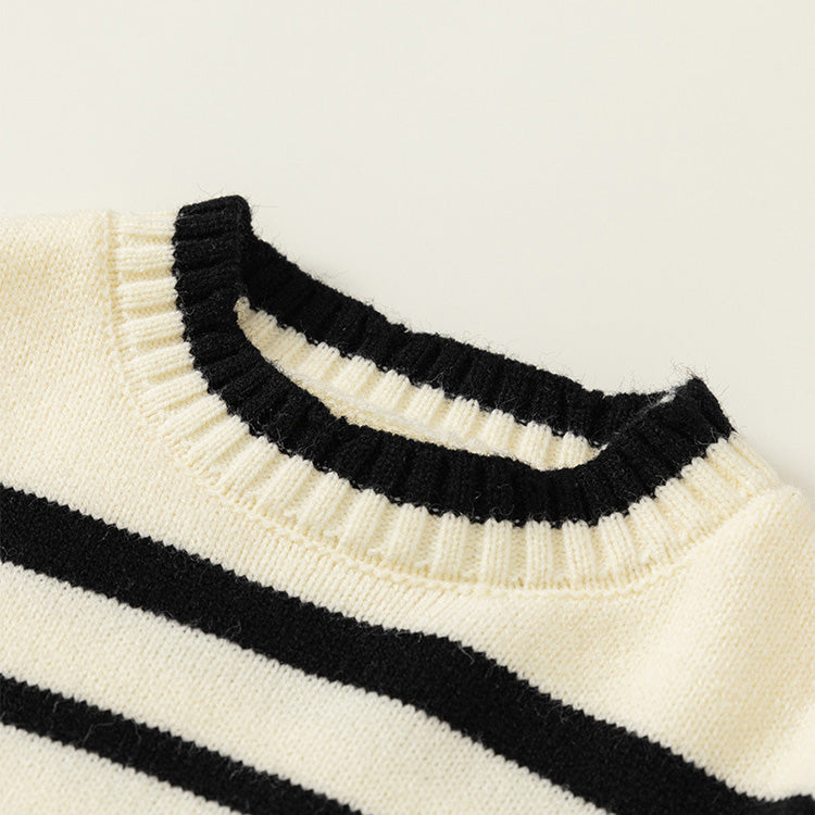 winter long-sleeved pullover, black striped