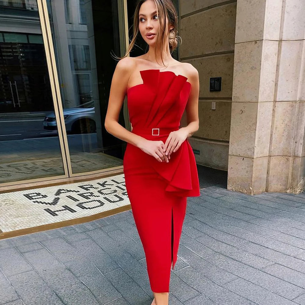 Women's red evening dress, sleeveless and off-shoulder, with pleats on the chest and a crystal buckle on the waist