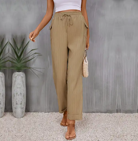 Long straight-leg trousers with an elastic waist and side pockets