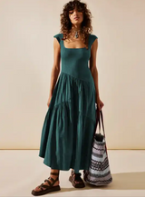 Long bohemian style dress with a square neckline and a sleeveless back