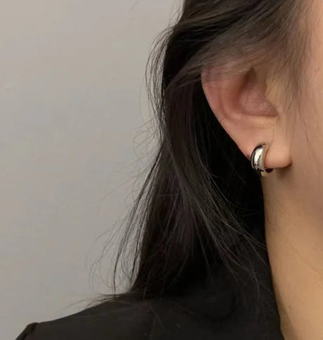 Clip-on earrings with elegant design