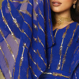 فستان ميدي على الطراز العربي، بأكمام طويلة مفتوحة وصدر مثلث