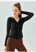 Women's shirt with ruffled buttons and long sleeves