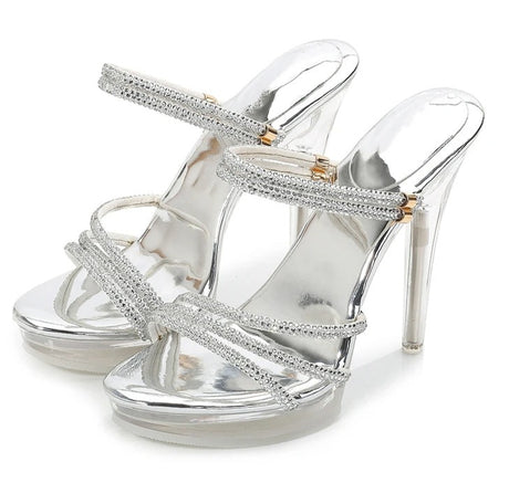 حذاء بكعب عالٍ للمناسبات الخاصة مع حزام لامع للمناسبات الخاصة وحفلات الزفاف