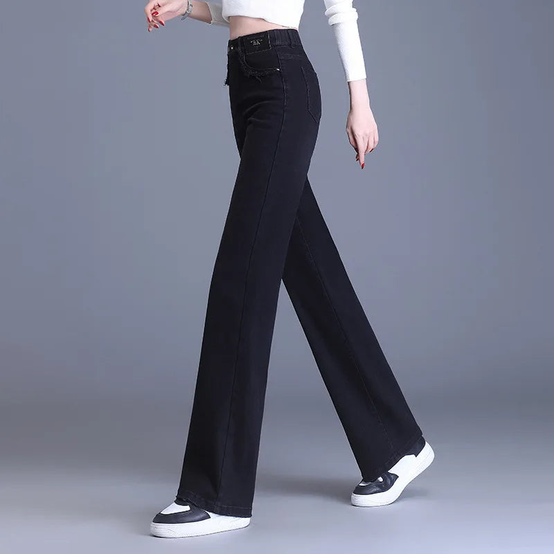 Korean style denim pants, with a high waist, wide legs, and front and back pockets