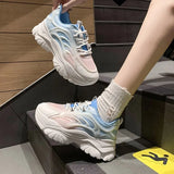 Women's sports running shoes, white, graduated to light colors, with lace-up