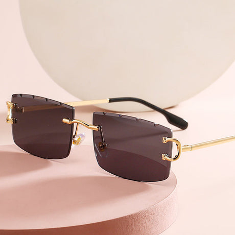 Women's Classic Sunglasses Retro Rimless Rectangular Lens Sunglasses with Gold Clutches